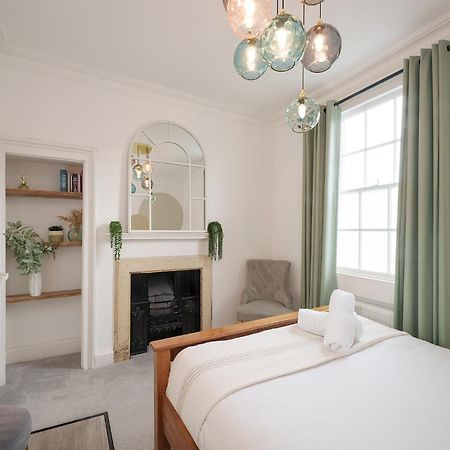 The Haze House - 4 Bed Townhouse Apartment Bath Ngoại thất bức ảnh