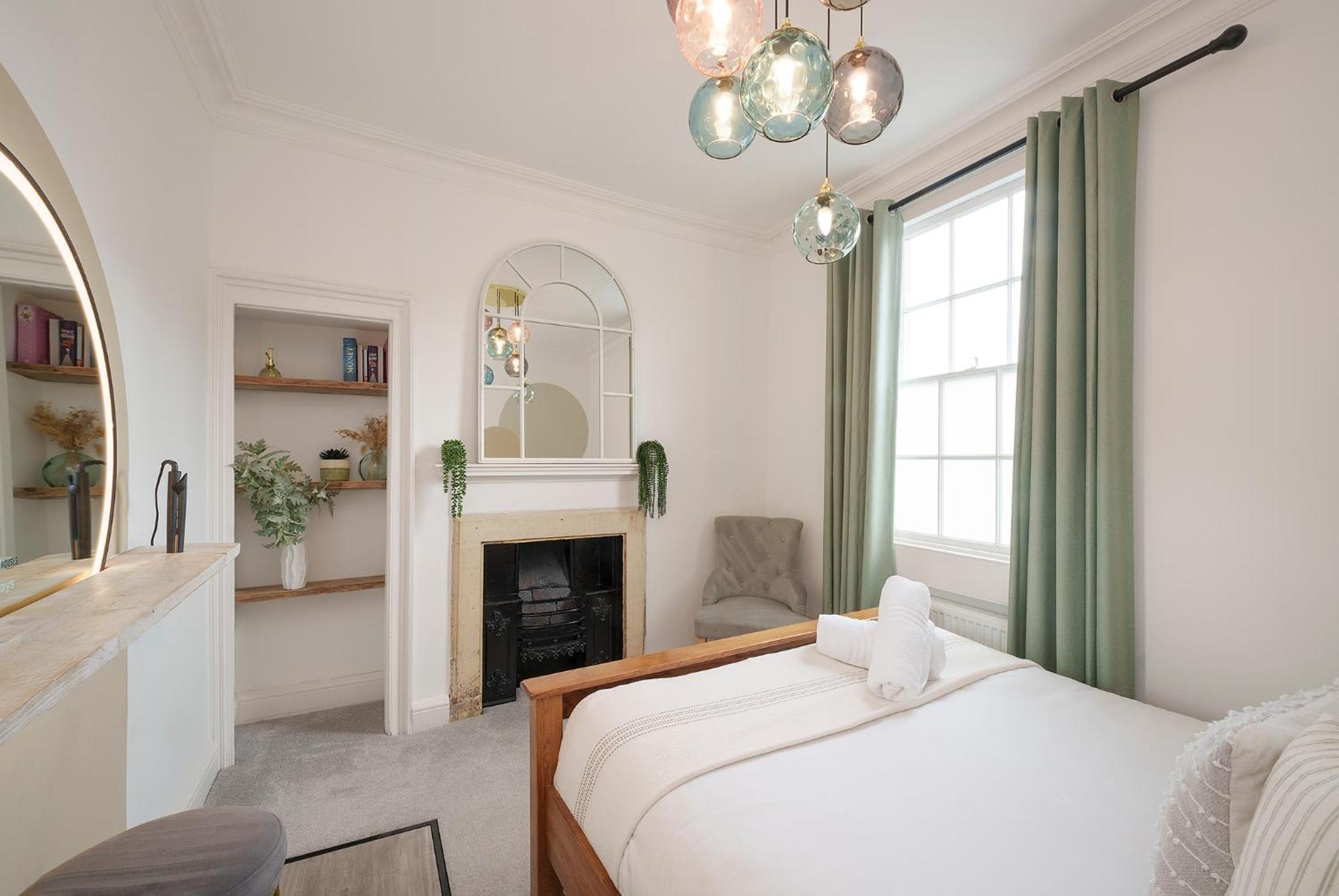 The Haze House - 4 Bed Townhouse Apartment Bath Ngoại thất bức ảnh
